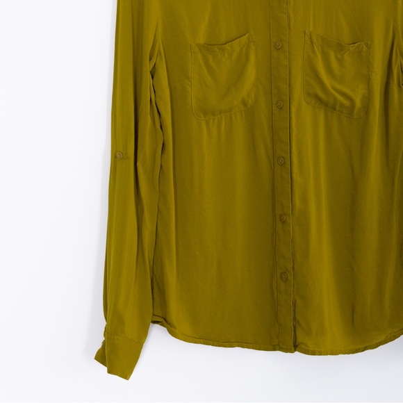 Small button down blouse - Picture 4 of 5